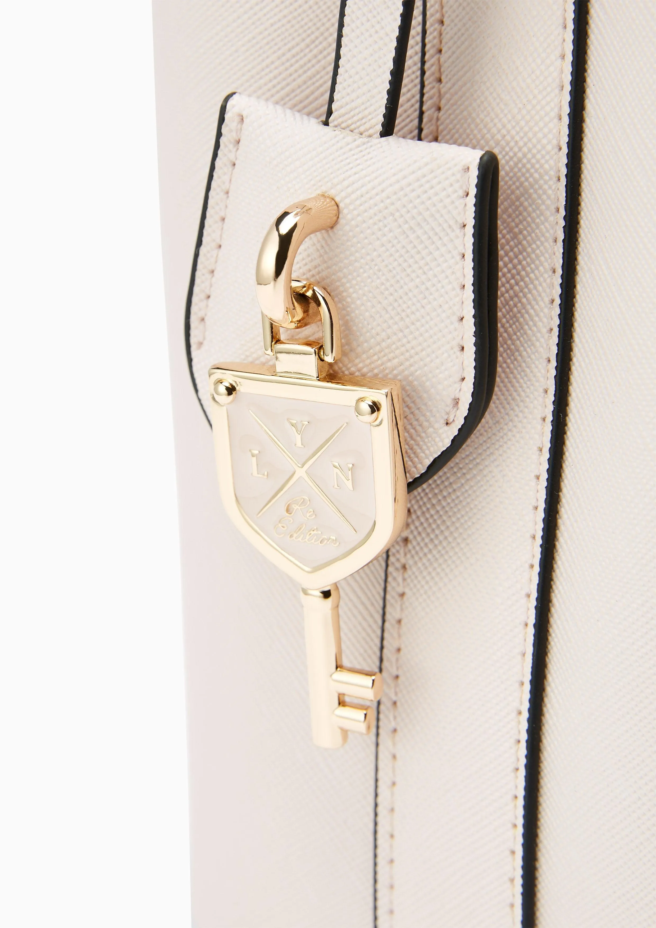 Carina Re-Edition Bucket Bag S Light Pink